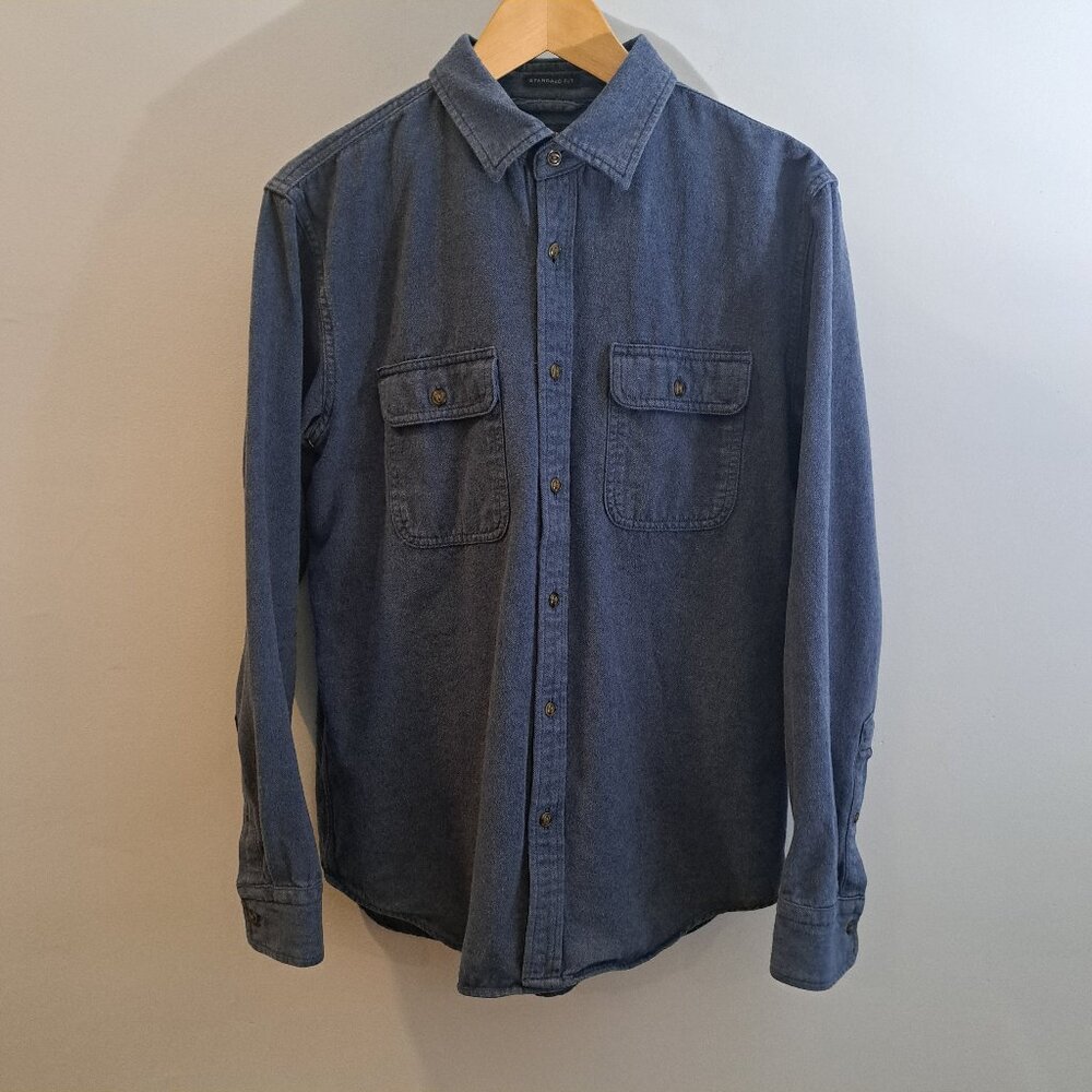 Banana Republic M Broken-In Heavy Weight Long Sleeve Standard Fit Button Down